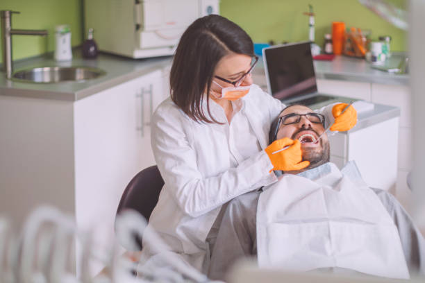Best Emergency Tooth Extraction in Allouez, WI